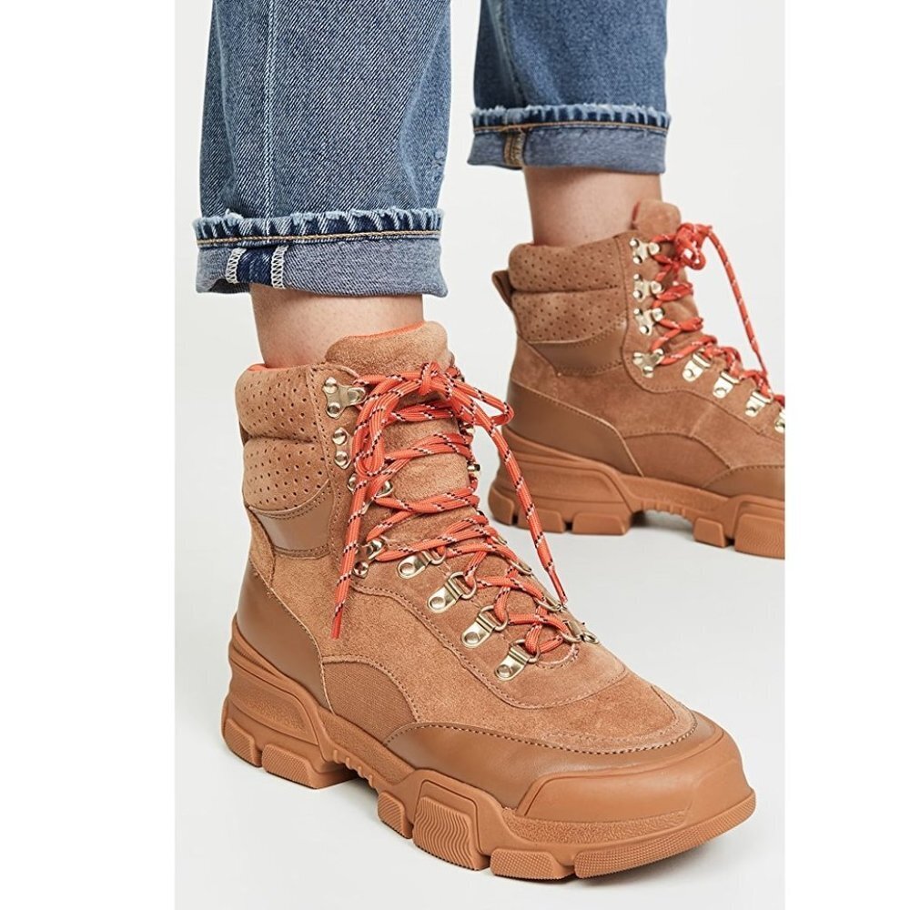 NEW Villa Rouge Gem Boots K1018